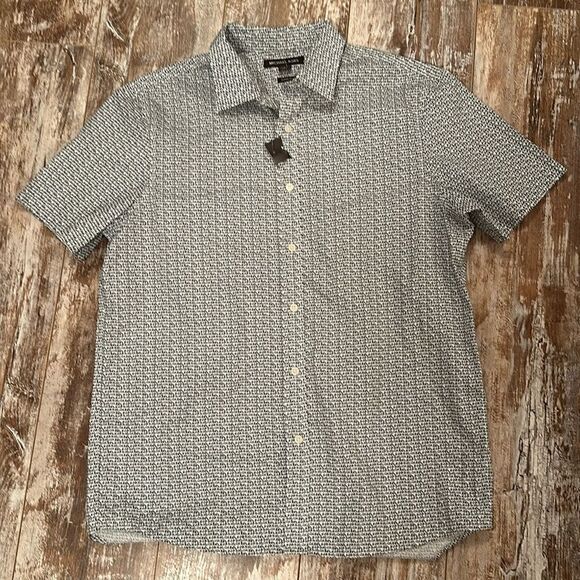 NWT Michael Kors Short Sleeve Button Down with all over MICHAEL KORS print - Picture 1 of 5